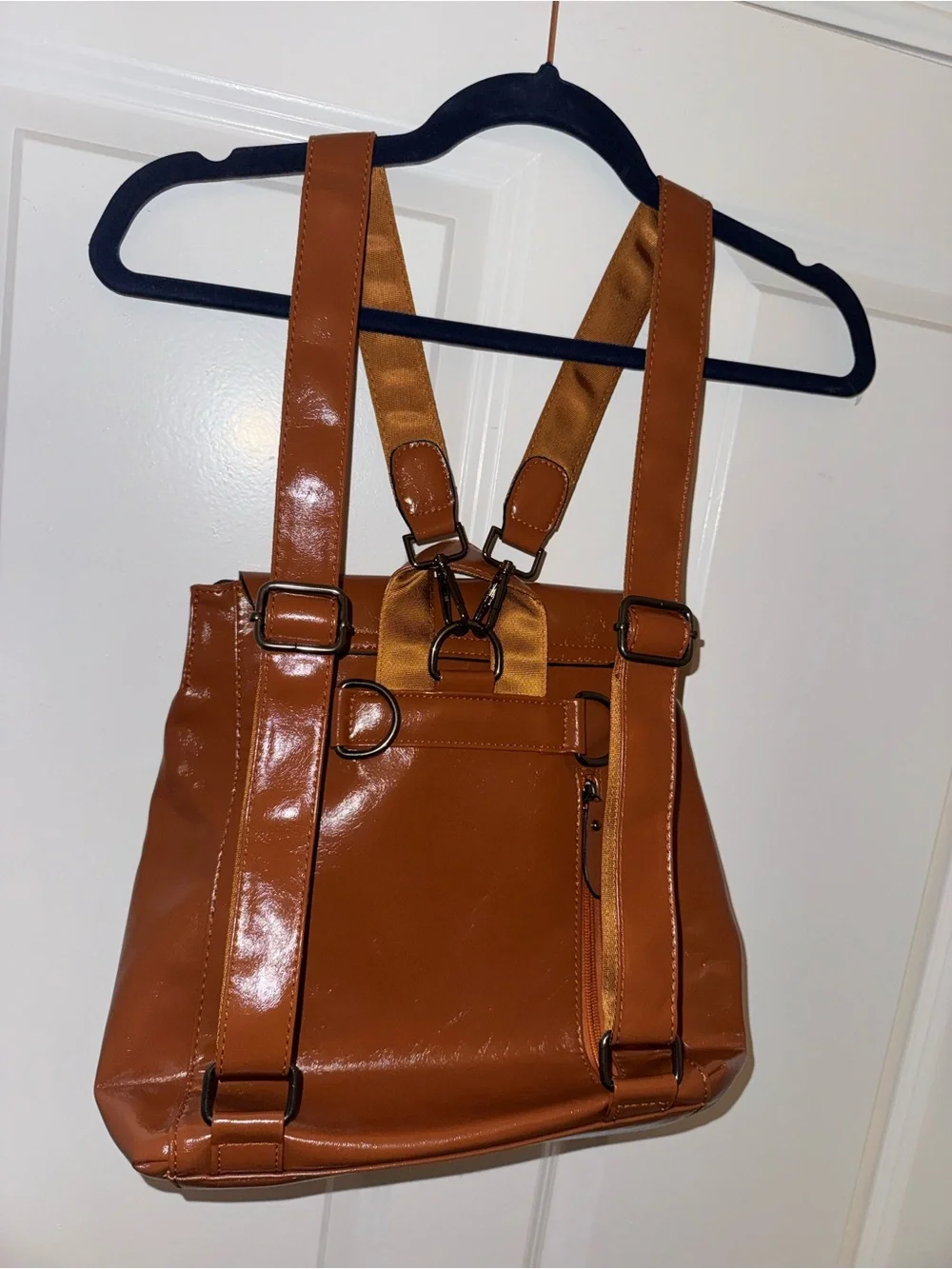 Tan (p)Leather Backpack - Sleek Everyday Bag